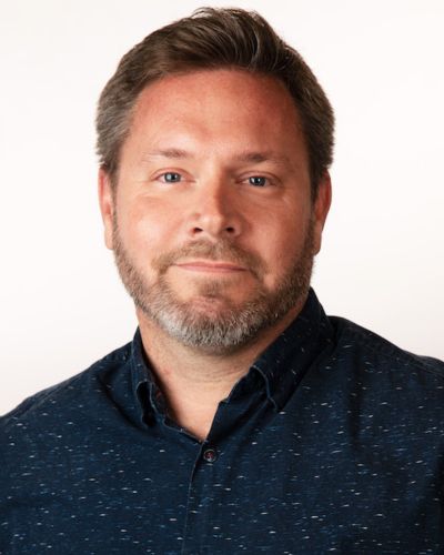 Ian Burres Headshot