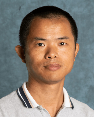 Min Wang Headshot